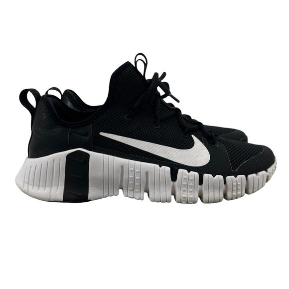 Nike Womens 12 Free Metcon 3 Training Shoes Black White Sneakers CJ6314-010 - Picture 1 of 14